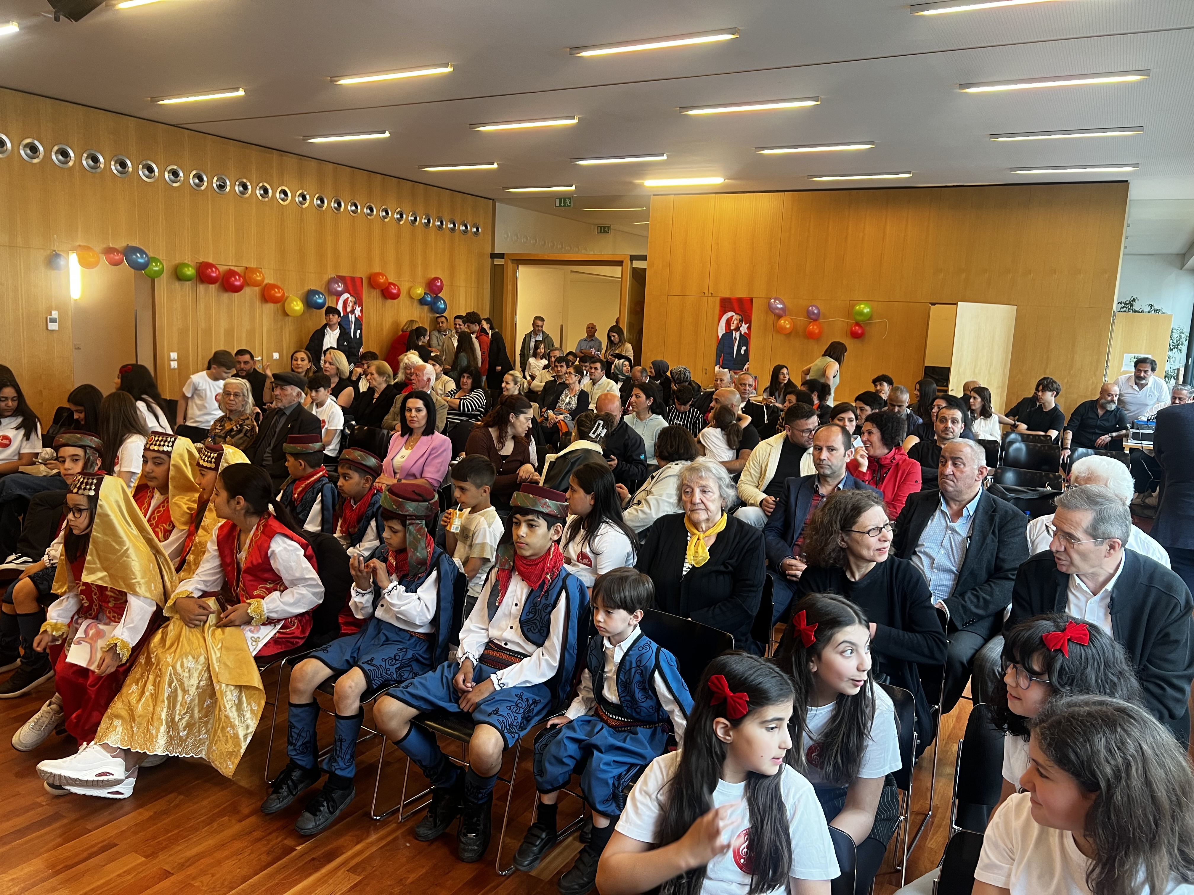 Dornbirn’de 23 Nisan Coşkusu: Vorarlberg Atatürkçü Düşünce Derneği’nden Anlamlı Kutlama