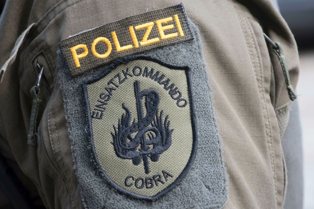 İsviçreli Gence Avusturya’daki Bomba İhbarları Nedeniyle Soruşturma: Olaylar Zincirinde Almanya Bağlantısı mı Var?