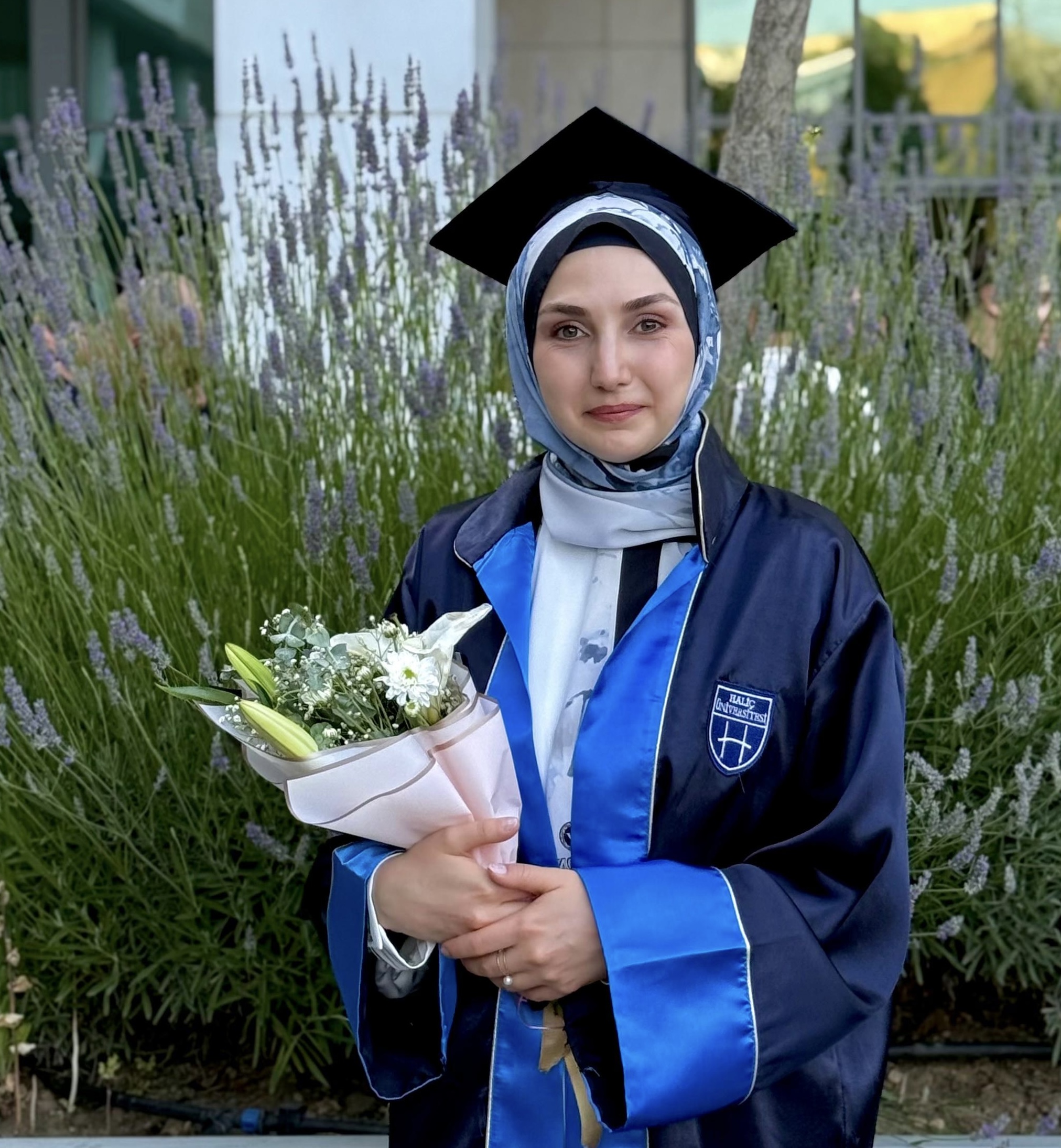 Tesettür Bir Engel Değil, Azmin Başlangıcı Oldu: Dr. Kübra Arslan’ın İlham Veren Yolculuğu Tesettür Bir Engel Değil, Azmin Başlangıcı Oldu: Dr. Kübra Arslan’ın İlham Veren Yolculuğu