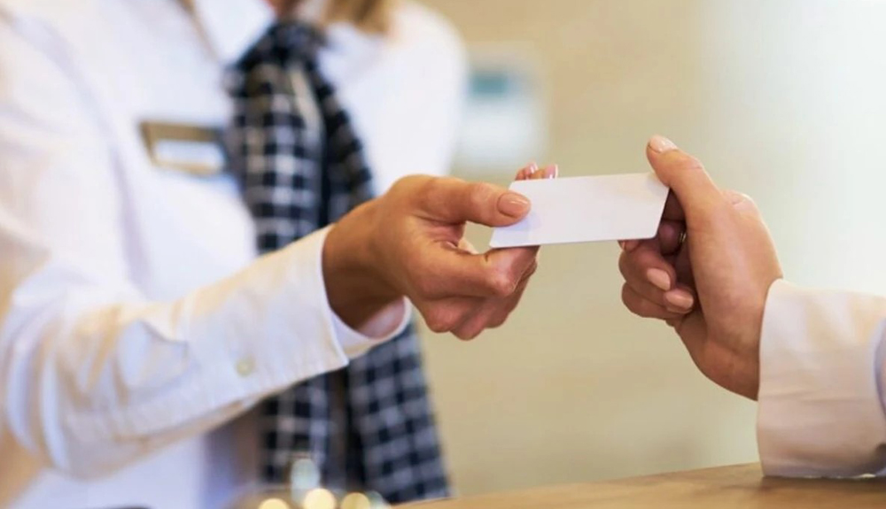 Otellerde Kimlik Fotokopisi Dönemi Resmen Sona Erdi