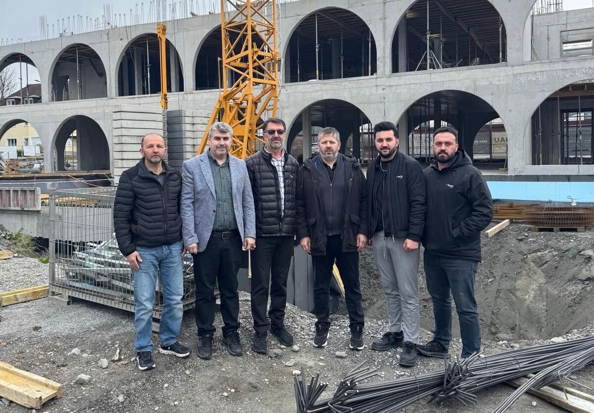 Profi Holding’den Atib Lustenau Camii ve külliye Anlamlı Ziyaret